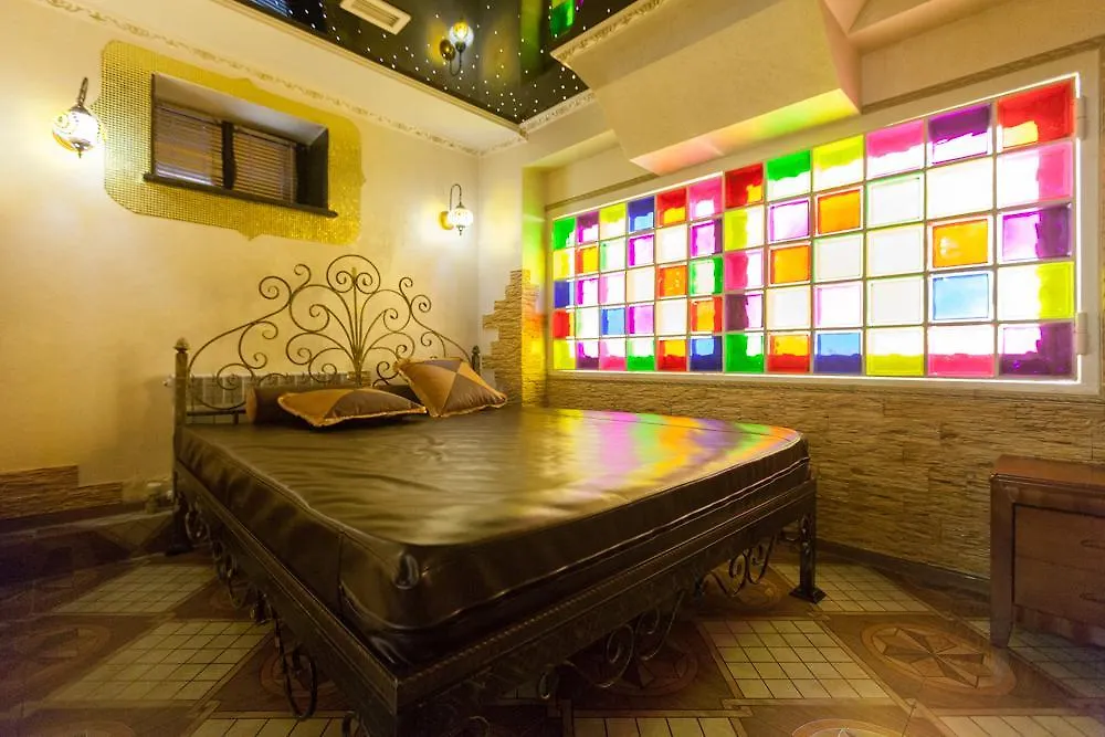 Salut Hotel Almatı